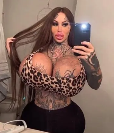 加國33歲「J級胸器」女網紅泰國墜亡　生前最後發文藏玄機