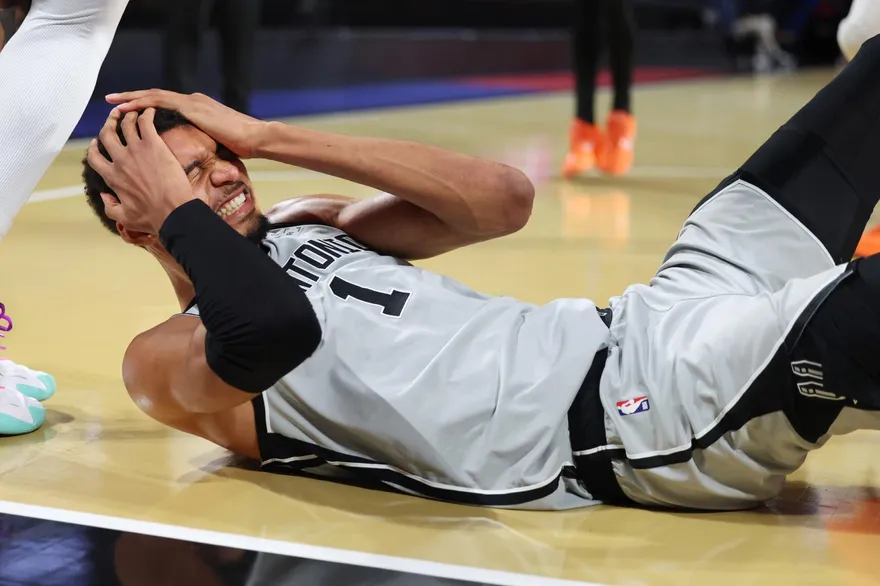 NBA/兵敗賭城！文班亞馬落淚：今天稍早我失去一位親人…