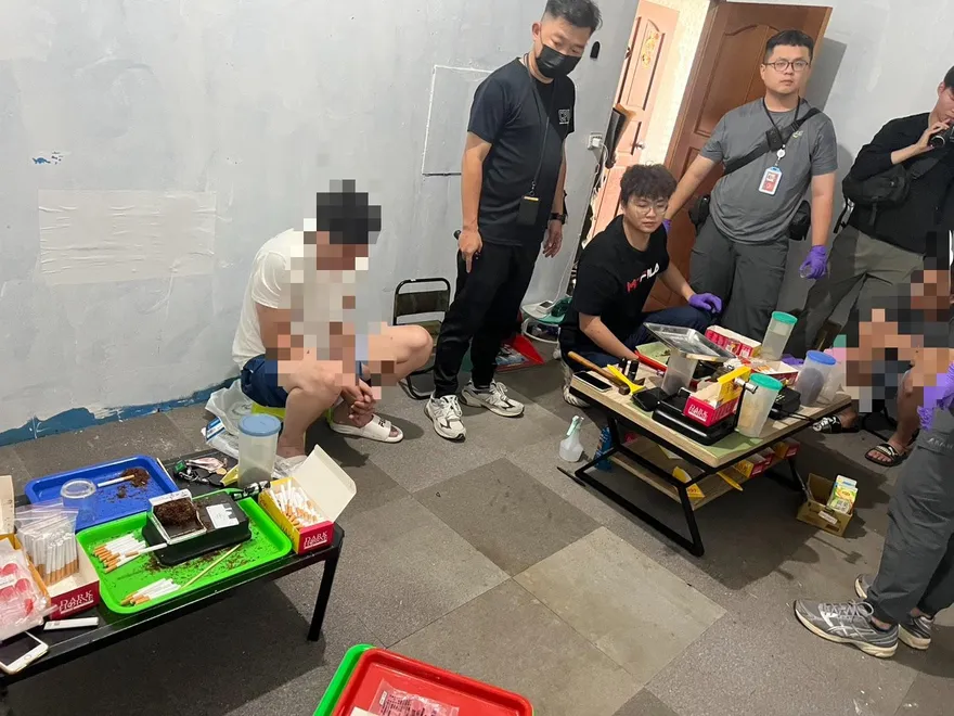 通緝犯當製毒總裁！摩鐵民宅變毒窟　彰化檢警攻堅逮7人