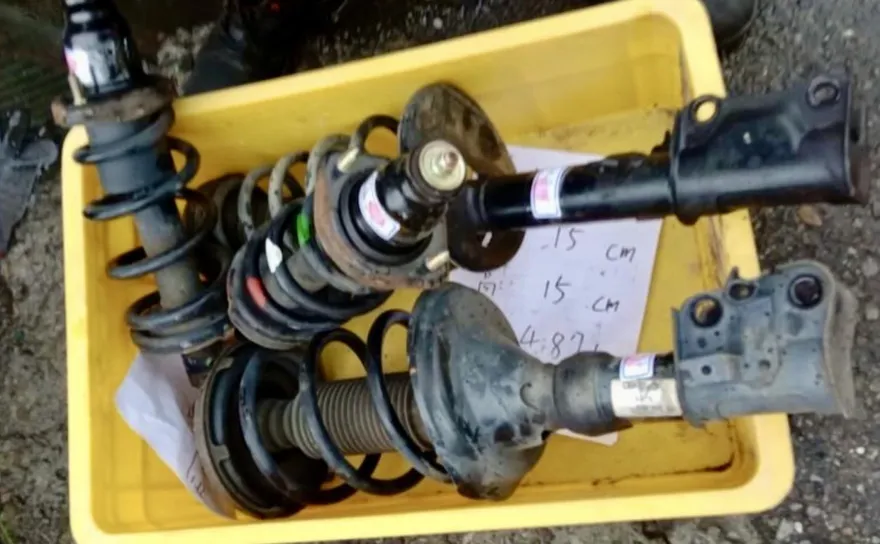 偷避震器插鐵軌險釀出軌　台中男遭判刑2年