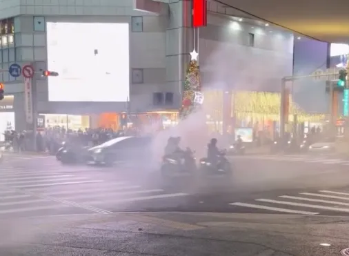 北車丟完煙霧彈！嫌犯現身誠品南西店隨機砍人　現場6人受傷