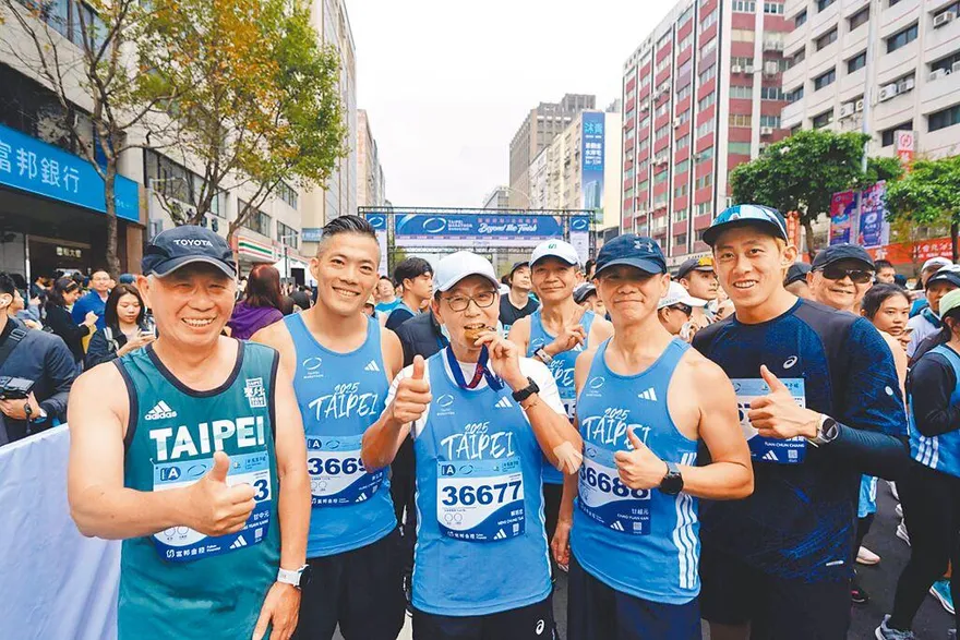 看好明年經濟！蔡明忠：AI把台灣推上世界舞台