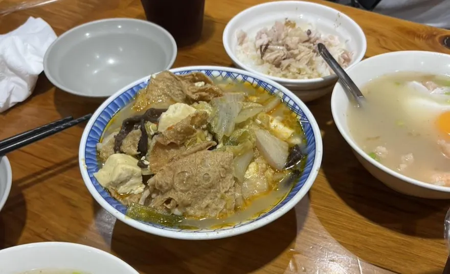 林聰明沙鍋魚頭「撈出蟑螂」　 店家致歉：停業2天清消