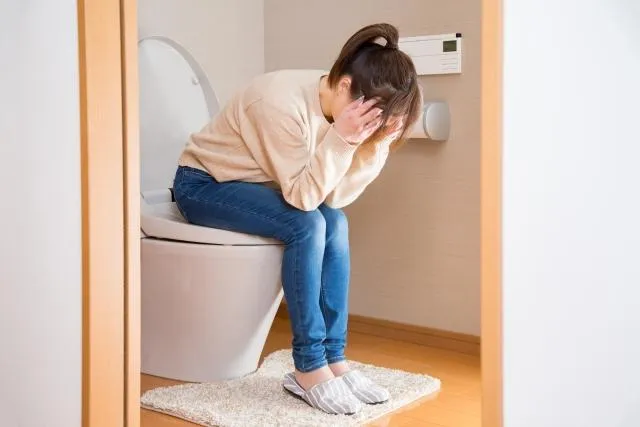 不靠瀉藥！FDA核准「震動膠囊」助慢性便秘重拾順暢