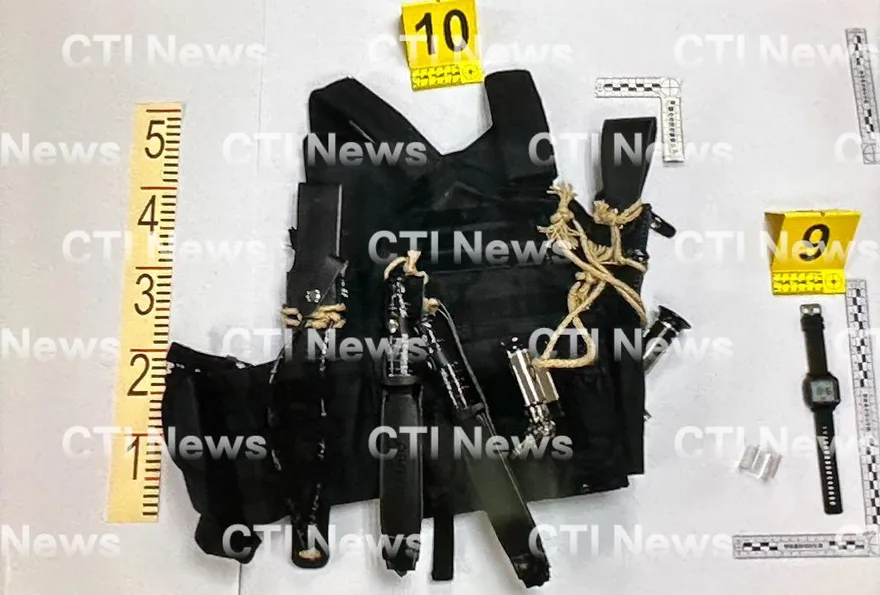 獨！張文犯案用全身裝備、13把奪命兇刀曝光