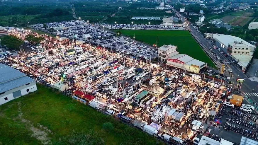 逛到一半投降！「斗六夜市」夭壽大　在地人麻痺：才3000坪