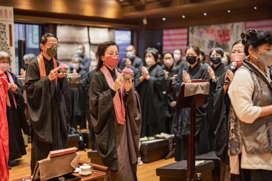 從《聖經》到佛經「三公主」　宗旭娟的轉折人生與弘法路