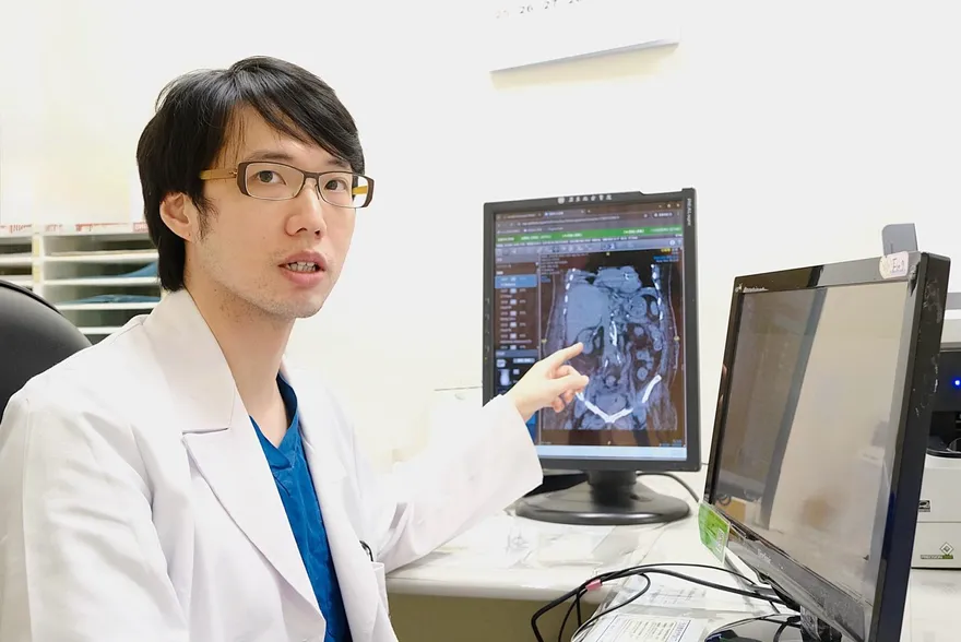 40歲老師吃藥「血壓仍失控」　醫揭5警訊揪出元兇