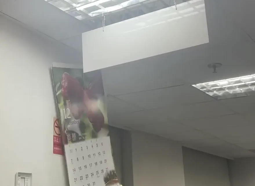 影/平安夜台東卑南6.1強震！南部震感強烈　掛曆變「鐘擺」