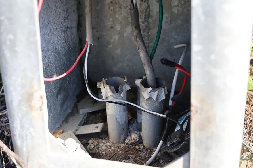 缺德！花蓮吉安18支路燈電纜遭剪斷洗劫　修復費逾20萬