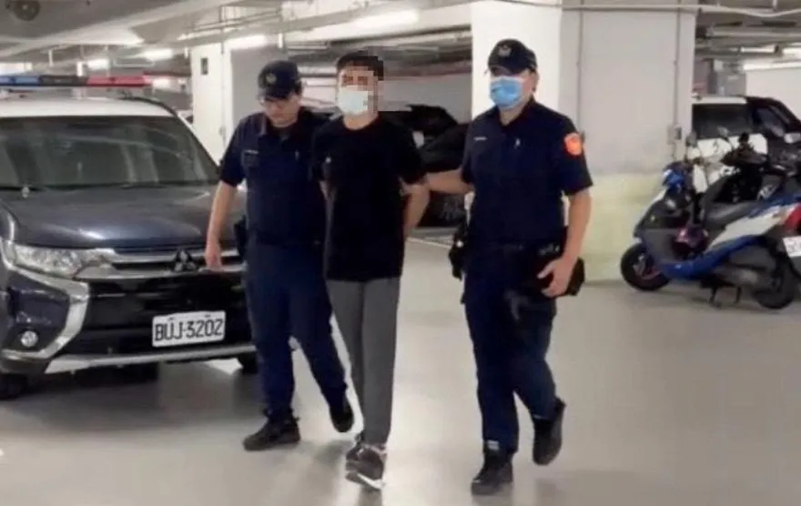 開膛斷頸殺死2人假釋再犯　埋伏砍律師判4年2月