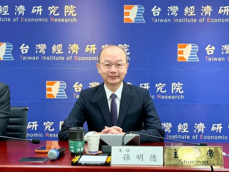 台經院最新景氣數據出爐！　非AI產業「連滾帶爬」