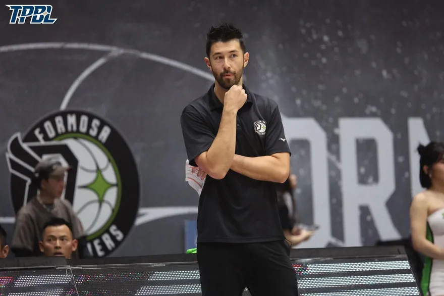 TPBL/被對手洋將轟35分會緊張？簡浩淡定回：我還好