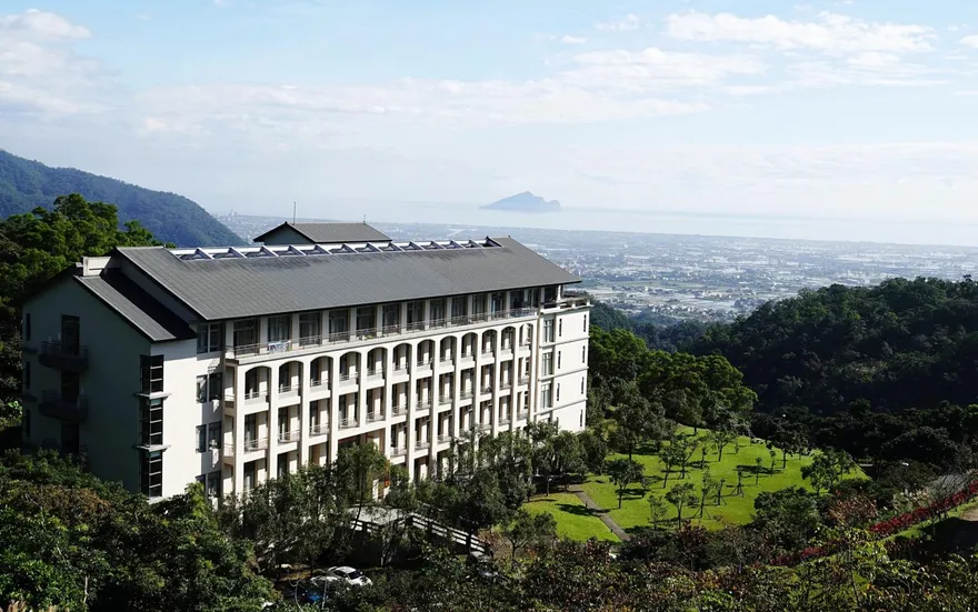 宜蘭7.0強震全台有感！佛光大學鏡頭君上下狂搖25秒