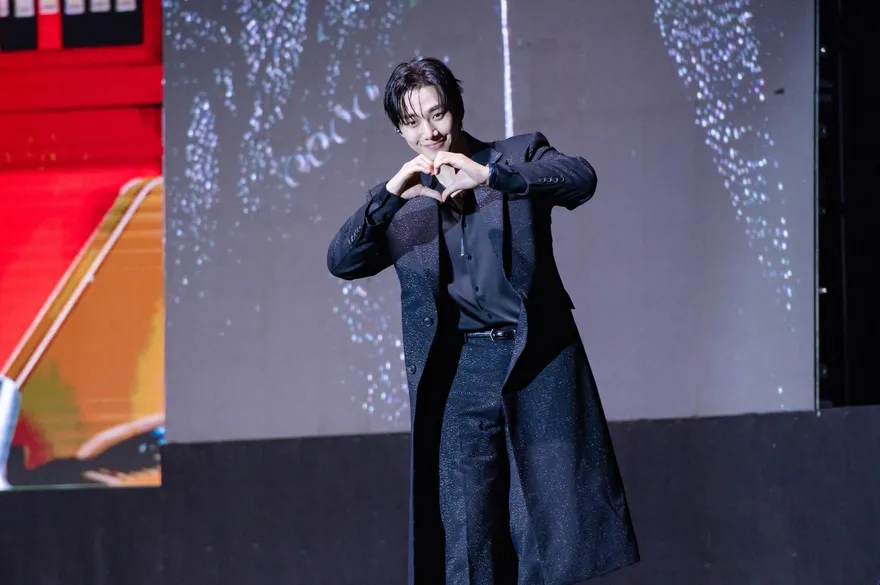 李俊昊嗨跳《颱風商社》經典夜店舞　錯過台北101應援大嘆：好可惜