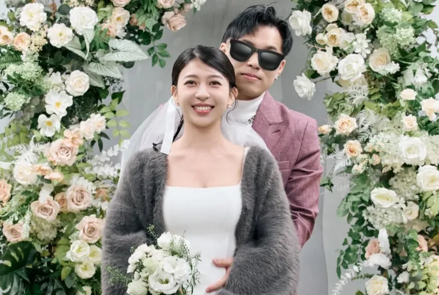 「欸你這週要幹嘛」小粉紅結婚了！　曝老公不露臉原因：還沒準備好