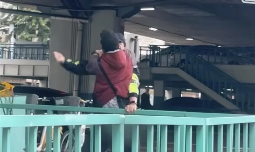 影/北市玉蘭花男不服勸導　襲警遭大外割壓制