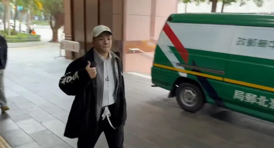 影/YTR孫生涉性醜聞案！　出庭比讚嗆：撒謊的人都會下地獄