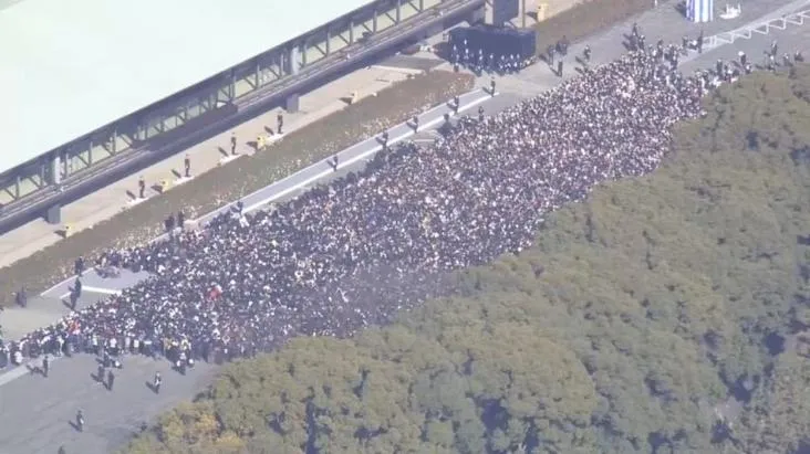 日本皇室新年一般參賀驚現裸男鬧場　涉公然猥褻被捕