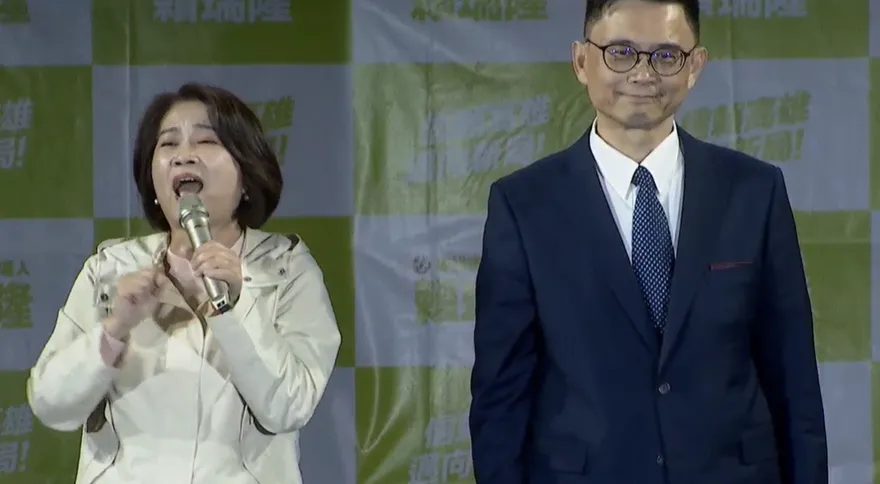 賴瑞隆鳳山造勢「有大咖來站台」！周春米現身力挺