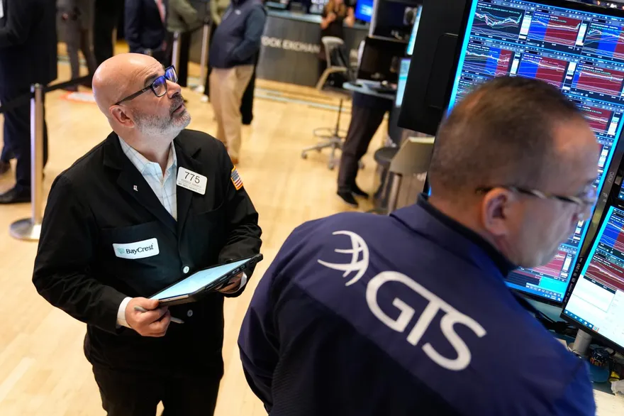 黃仁勳、蘇姿丰尬場演講過後...　輝達、超微、台積電ADR股價速覽