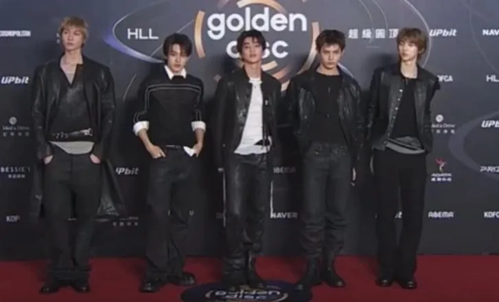 CORTIS帥登金唱片紅毯！離場走錯方向逗樂全場　趙雨凡被誇帥羞回：謝謝