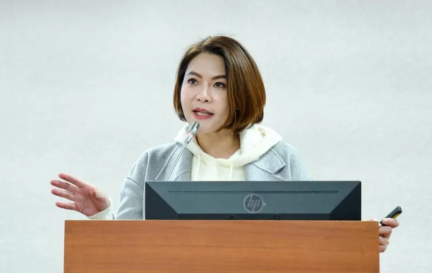 藍委陳菁徽迴避代孕修法　凌濤：民進黨別再噴政治口水