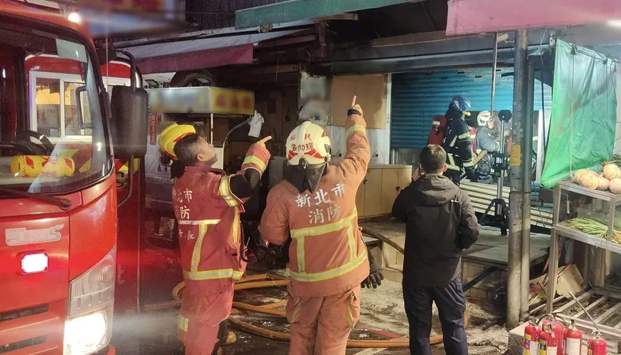 新北新莊鐵皮雜貨店火警　3人傷送醫治療