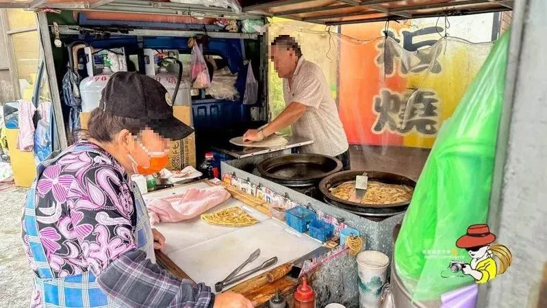 影/5星美食成絕響！　蘆洲蔥油餅老夫妻「生前打拼」畫面曝