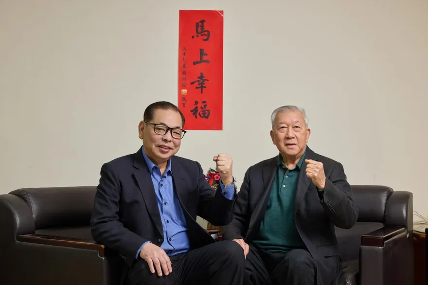 邱鏡淳力挺陳見賢接棒　肯定其在財政壓力下穩住縣政節奏