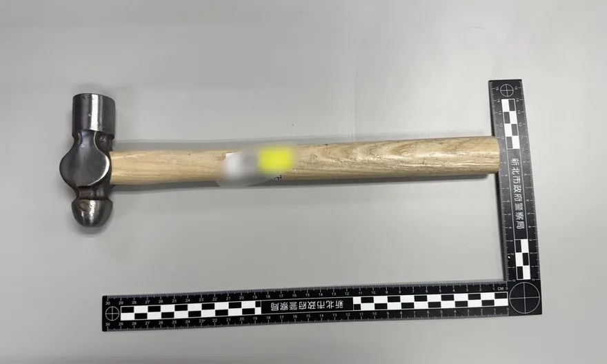 新莊莽男騎車暴怒毆人亮鐵鎚　警循線逮人送辦