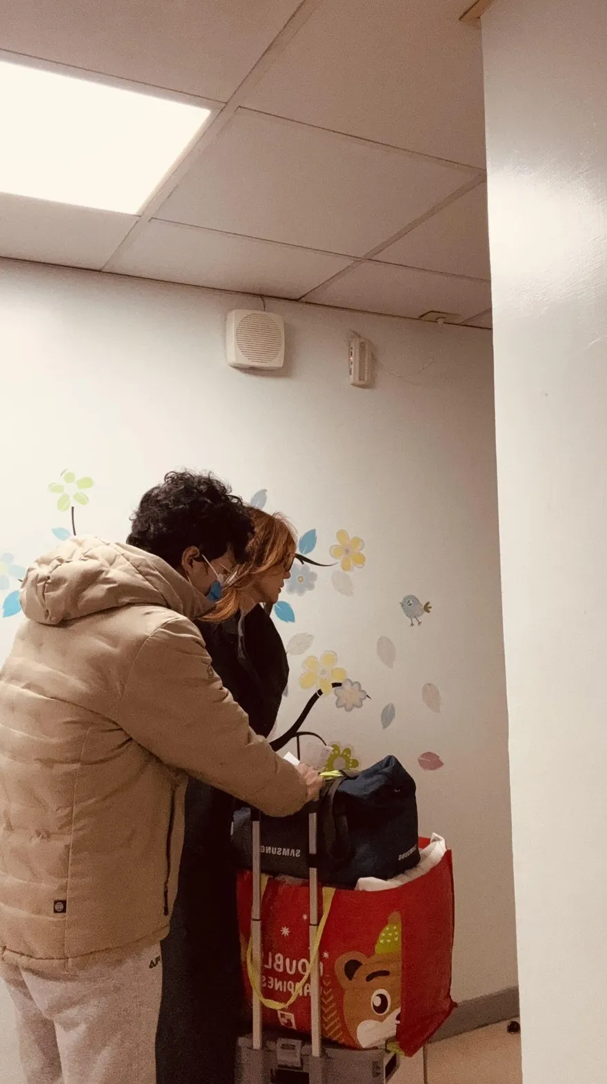 《豆腐媽媽》替身蘇德揚出院！　未婚妻揭劇組沒付看護費、急診費