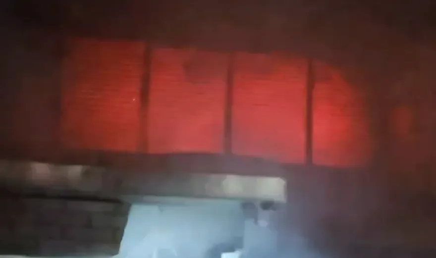 影/宜蘭市延平路深夜住宅火警！1人OHCA　疑似仍有1人受困