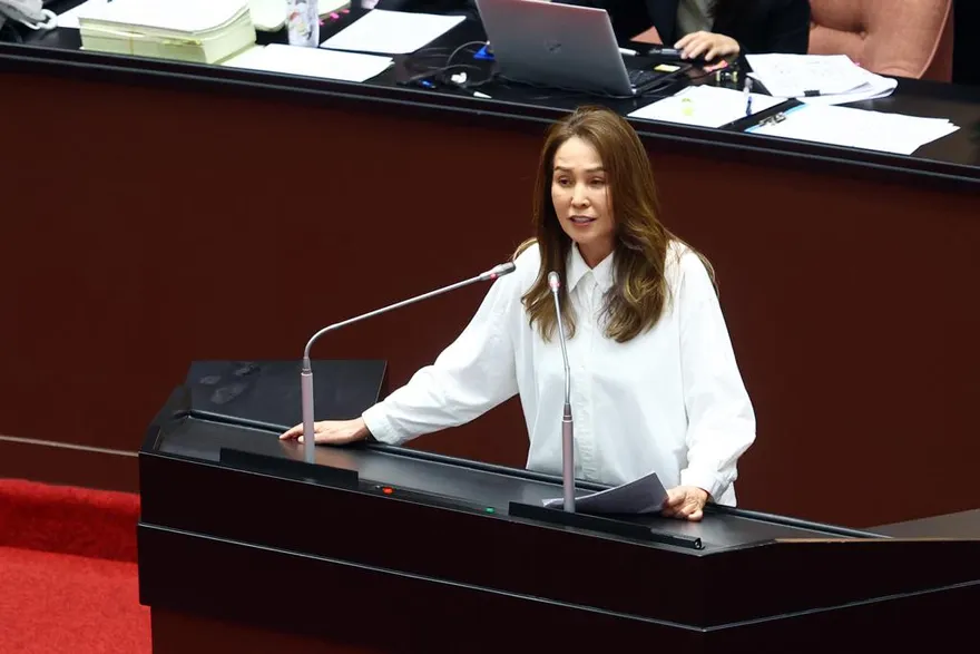 高金素梅遭秋後算帳「救命快篩」竟變罪證！國民黨怒嗆民進黨：政治追殺