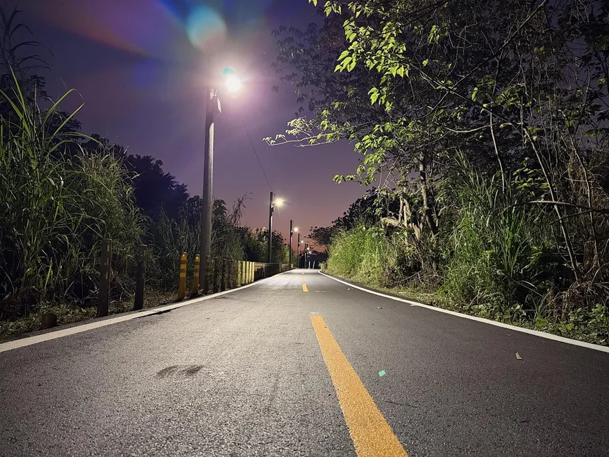 自行車道舖面改善已完工　新春愜意騎三峽河左岸