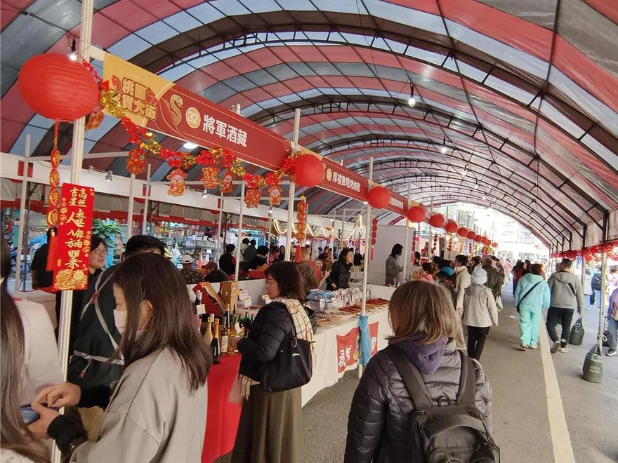 年節購物停看聽！ 行政院食安辦：勿信誇大食品廣告