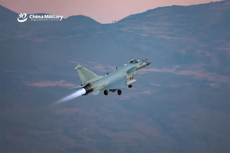 解放軍不想過年？　遠海長航後又戰備警巡53機艦擾台