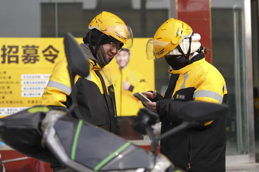 陸外賣價格戰殺到見骨波及　美團發盈利預警「去年慘虧千億」