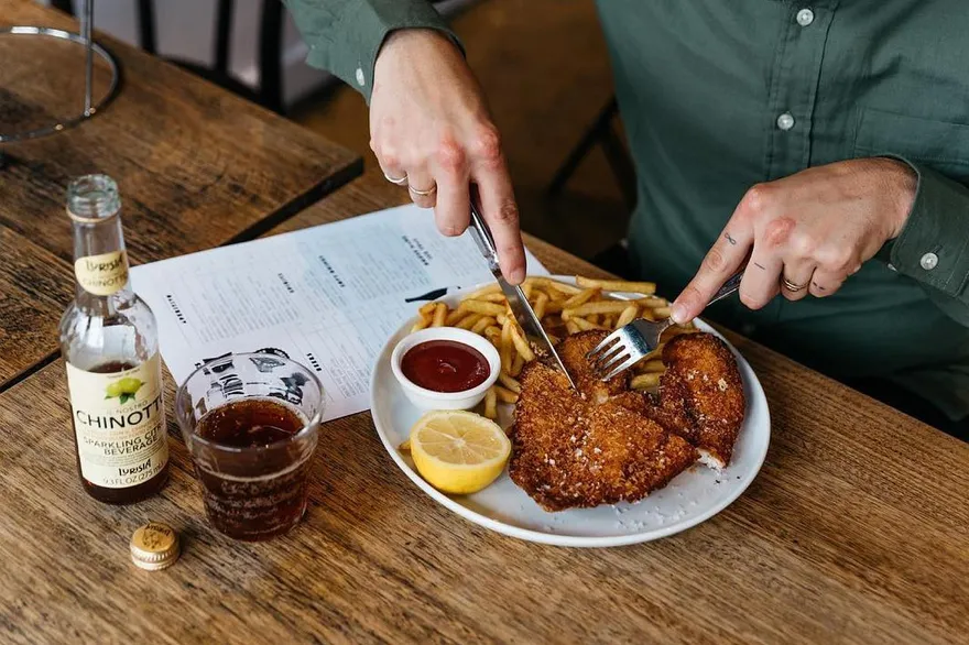 從小到大不吃菜！21歲男身體「肝指數炸裂」　醫驚：連貢丸湯的蔥也要挑掉...