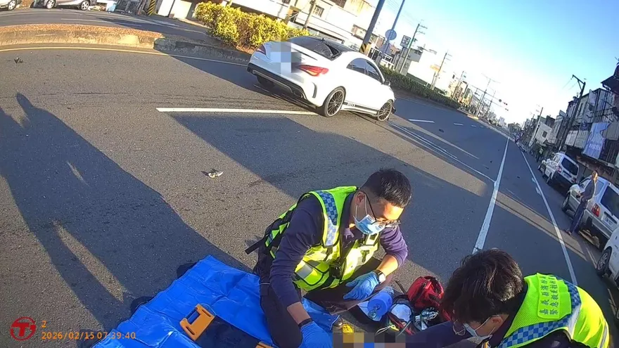 影/小年夜不平靜！嘉義嚴重車禍　6旬女OHCA送醫搶救