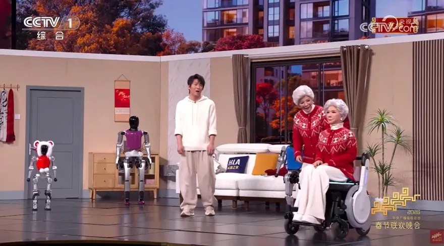 影/複製人成真！陸仿生機器人首登春晚語言類節目　複刻容貌同台演出
