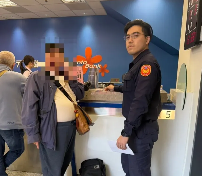 只是要發紅包！台中退休男一口氣領200萬　驚動警到場