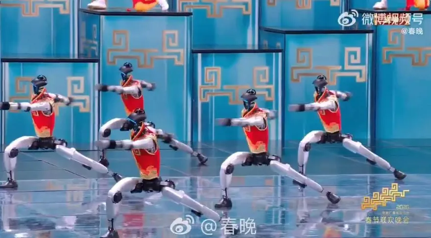 陸機器人春晚秀醉拳後空翻　馬斯克坦言：最大競爭對手