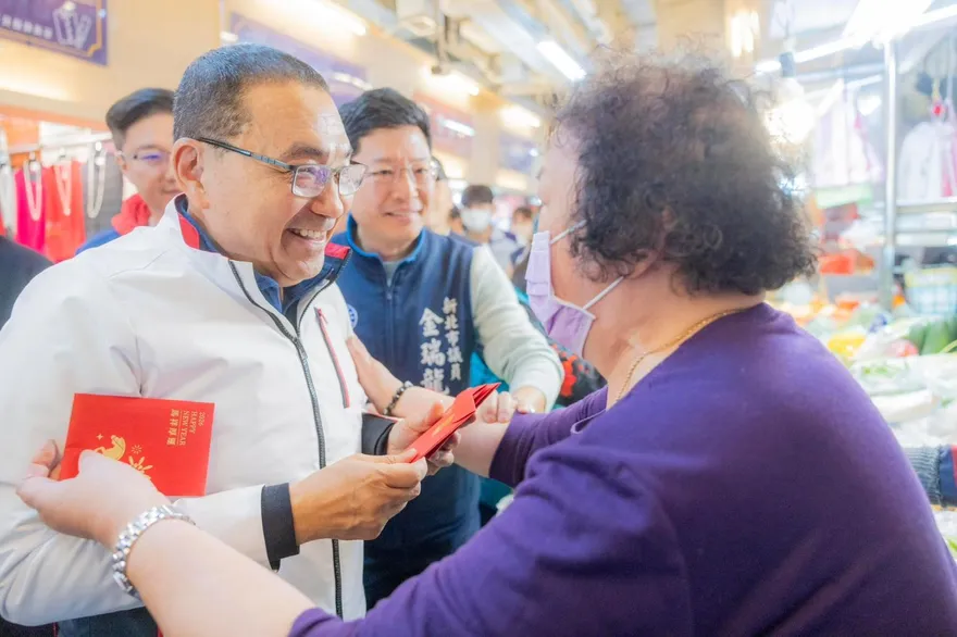 鄭麗文撞鐘「紅線抖動」現象　侯友宜笑解：好運綿綿不斷