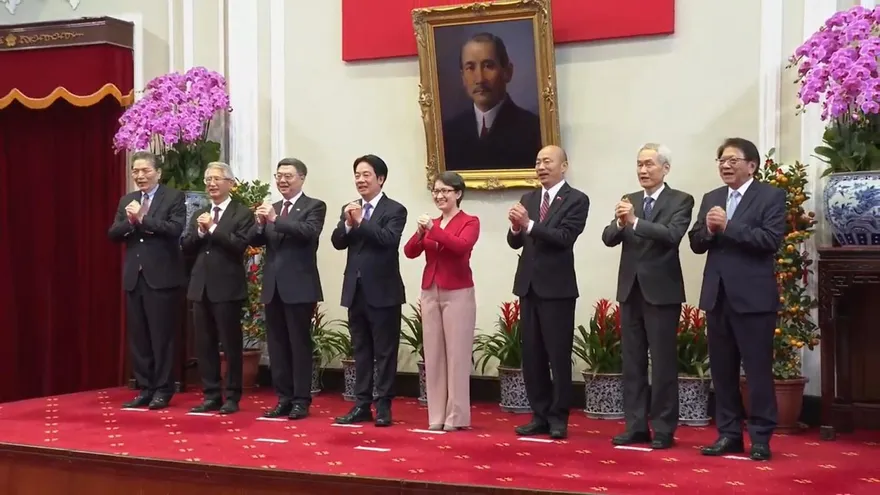 韓國瑜笑稱不要「化骨綿掌」　賴清德妙回：沒練過但會「九陽真經」