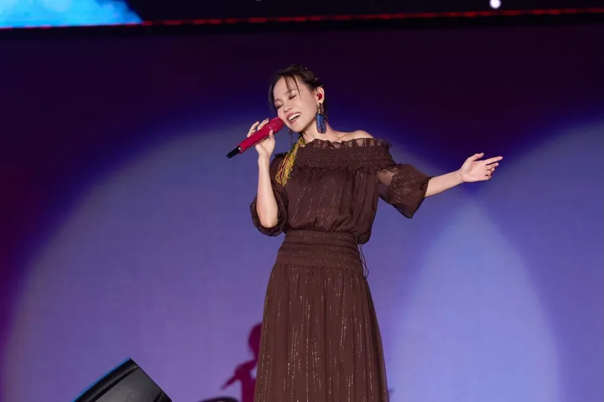 彭佳慧遭爆解約罹癌經紀人　竟稱：沒小孩賺那麼多錢幹嘛