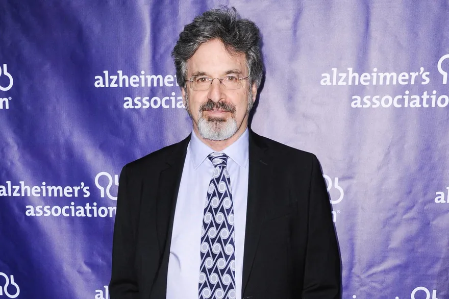 資深男星勞勃卡拉定不敵躁鬱症逝世　享壽71歲！家屬悲慟證實