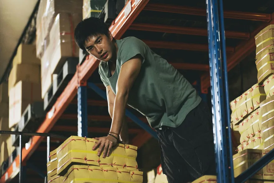 曾敬驊為還債搬水泥「滿身污蜷縮紙板」　范少勳詮釋社工：跟當父母一樣難