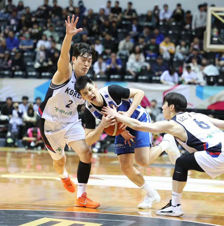 中華男籃贏了！2017年後首度擊敗南韓　奪世界盃資格賽首勝