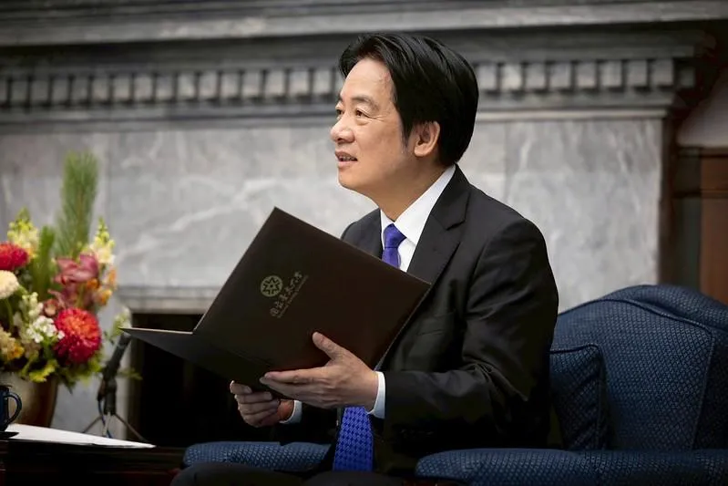 賴清德推AI新十大建設！2040年育50萬人才　創15兆產值